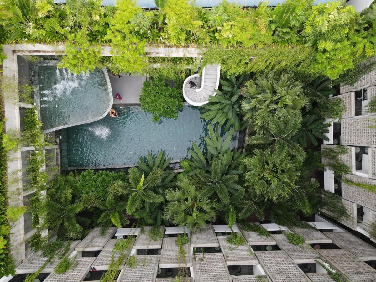 Baitong & 4* Phnom Penh