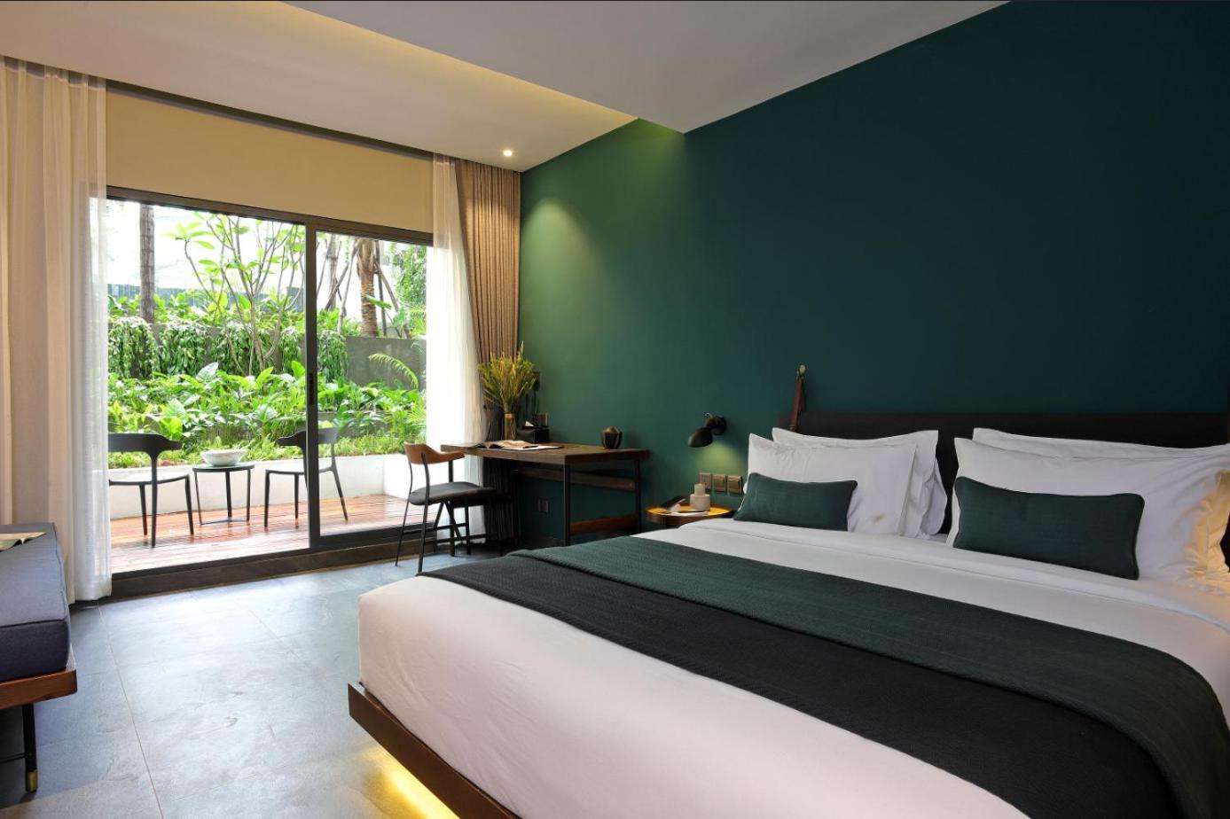 Baitong & Hotel