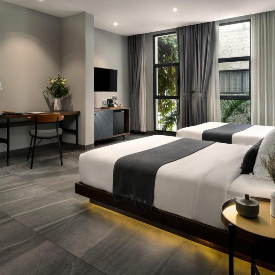 โรงแรม ใบตอง โฮเต็ล แอนด์ รีสอร์ต 4*